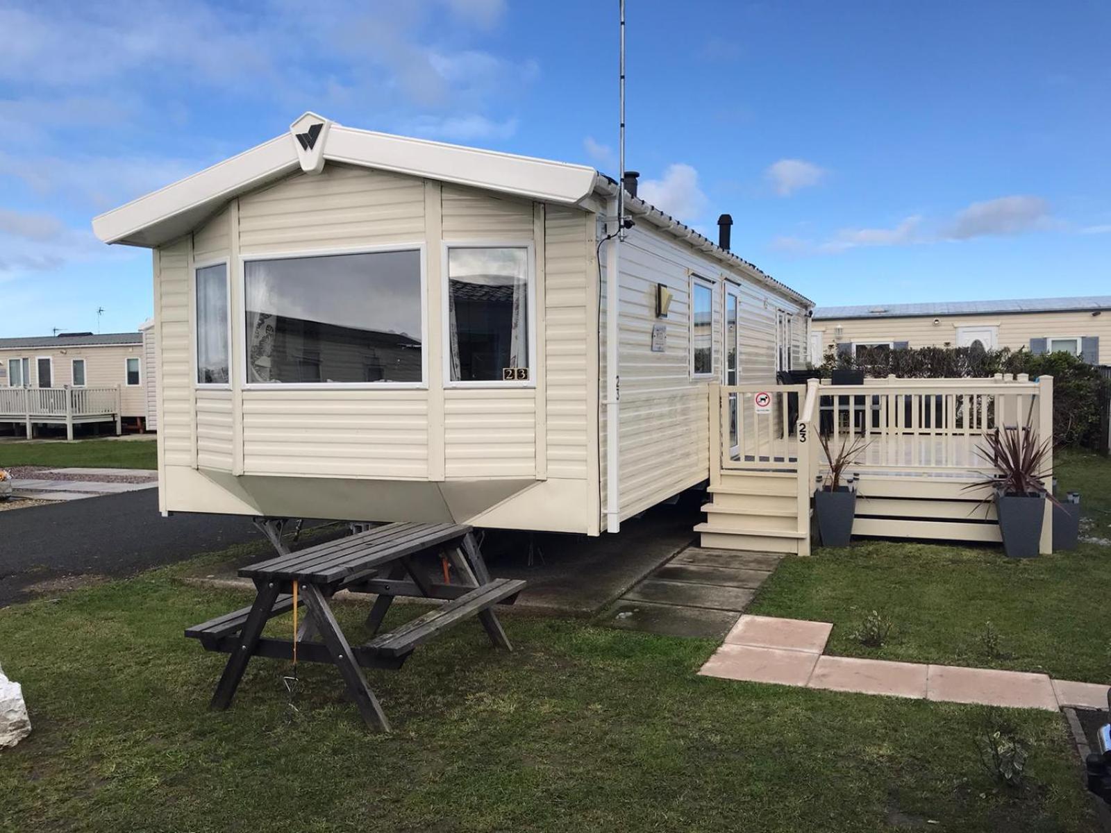 Two X 8 Berth Static Caravan On Lyons Robin Hood Rhyl North Wales Meliden Esterno foto